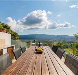 5 bedroom villa with pool, near Acharavi, sleeps 9